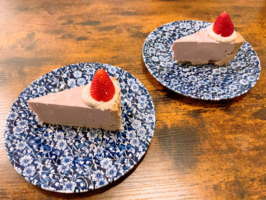 Strawberry Cheesecake (slice)